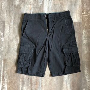 Urban pipeline cargo shorts